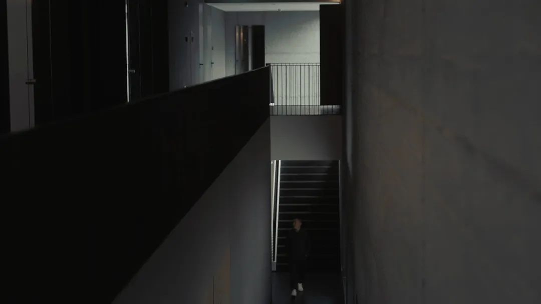 2-24040115393X27.jpg