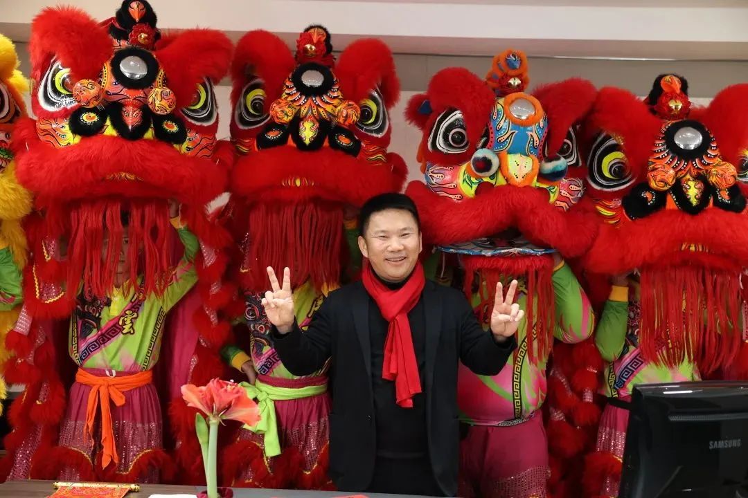 虎力全开!鹰牌集团开工大吉!(图4) 虎力全开!鹰牌集团开工大吉!(图4)
