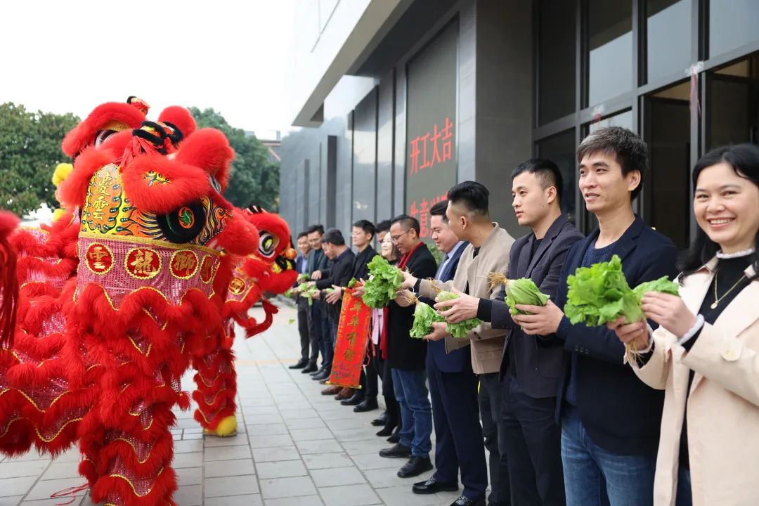 虎力全开!鹰牌集团开工大吉!(图11) 虎力全开!鹰牌集团开工大吉!(图11)