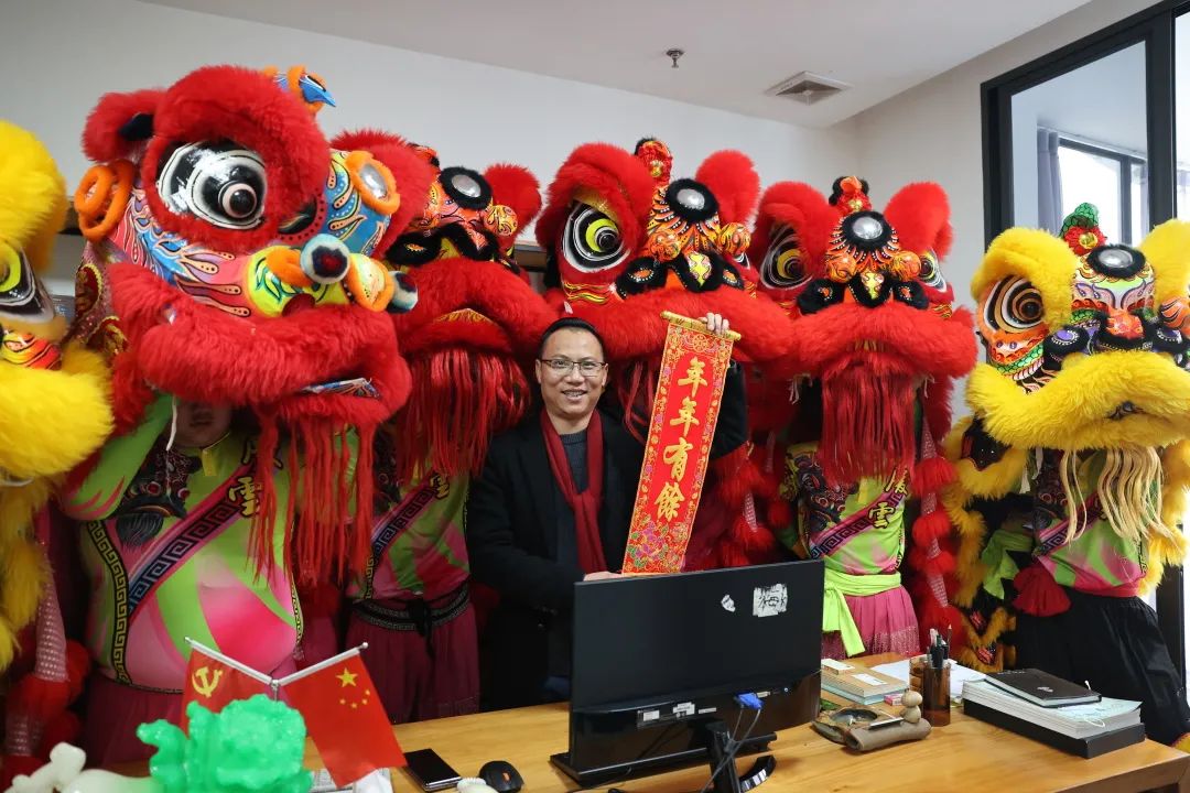 虎力全开!鹰牌集团开工大吉!(图12) 虎力全开!鹰牌集团开工大吉!(图12)