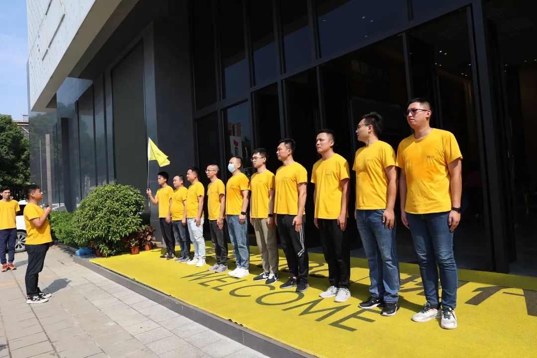 现代大牌 赢领未来 | 鹰牌2086秋季招商启动会圆满召开!(图6) 现代大牌 赢领未来 | 鹰牌2086秋季招商启动会圆满召开!(图6)
