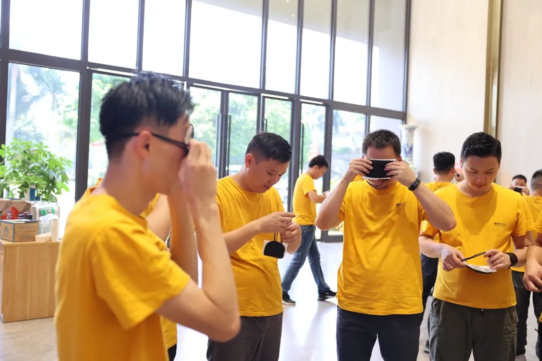 现代大牌 赢领未来 | 鹰牌2086秋季招商启动会圆满召开!(图14) 现代大牌 赢领未来 | 鹰牌2086秋季招商启动会圆满召开!(图14)