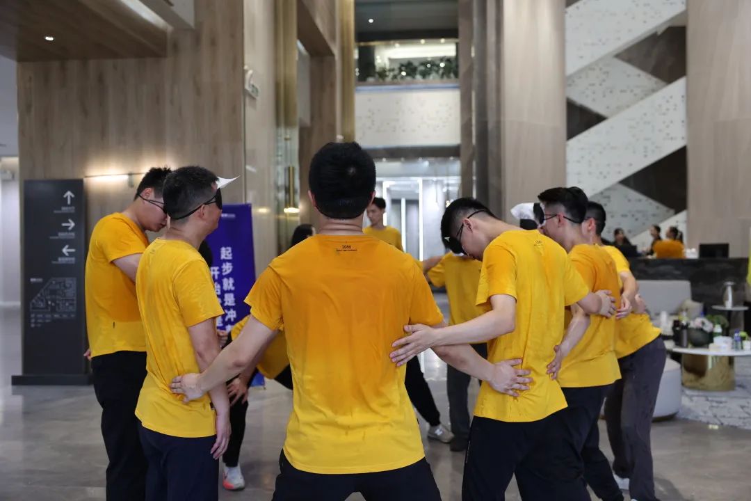 现代大牌 赢领未来 | 鹰牌2086秋季招商启动会圆满召开!(图20) 现代大牌 赢领未来 | 鹰牌2086秋季招商启动会圆满召开!(图20)