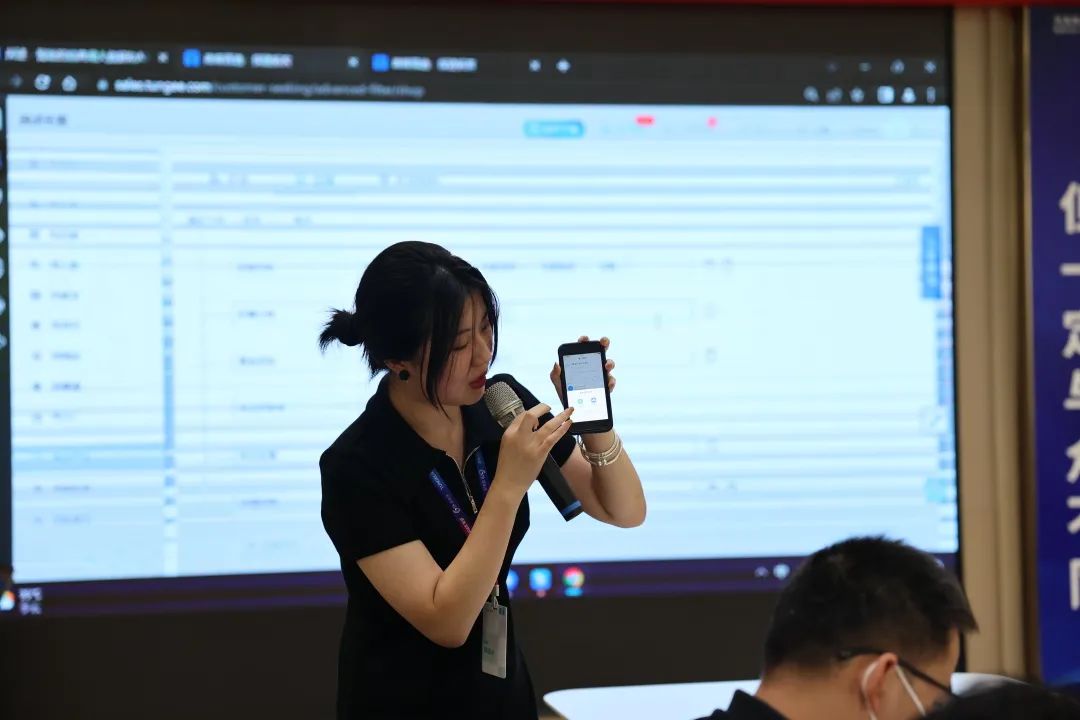 现代大牌 赢领未来 | 鹰牌2086秋季招商启动会圆满召开!(图56) 现代大牌 赢领未来 | 鹰牌2086秋季招商启动会圆满召开!(图56)