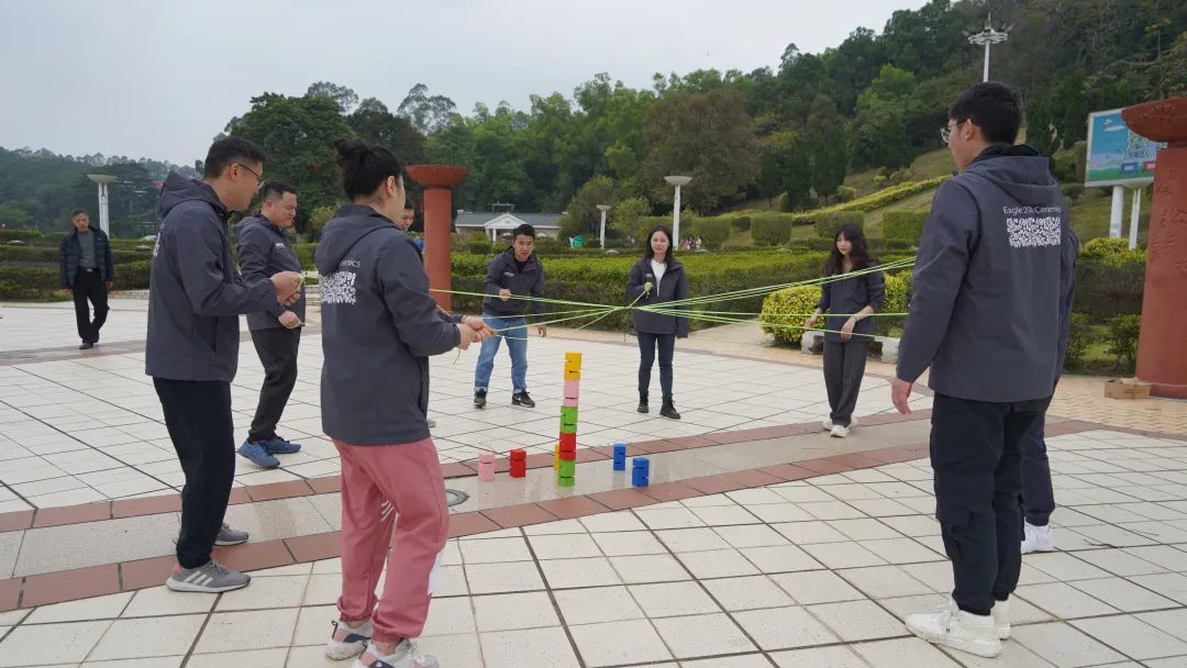 踔厉奋发,聚力前行|鹰牌2086营销中心2023开年拓展暨营销会议圆满结束!(图5) 踔厉奋发,聚力前行|鹰牌2086营销中心2023开年拓展暨营销会议圆满结束!(图5)