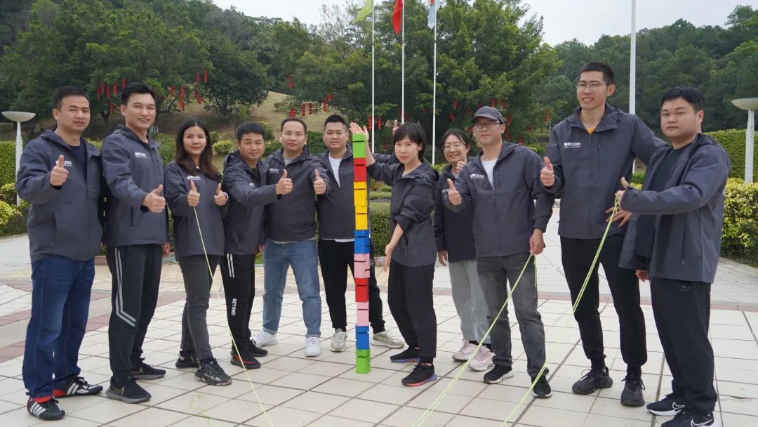 踔厉奋发,聚力前行|鹰牌2086营销中心2023开年拓展暨营销会议圆满结束!(图8) 踔厉奋发,聚力前行|鹰牌2086营销中心2023开年拓展暨营销会议圆满结束!(图8)