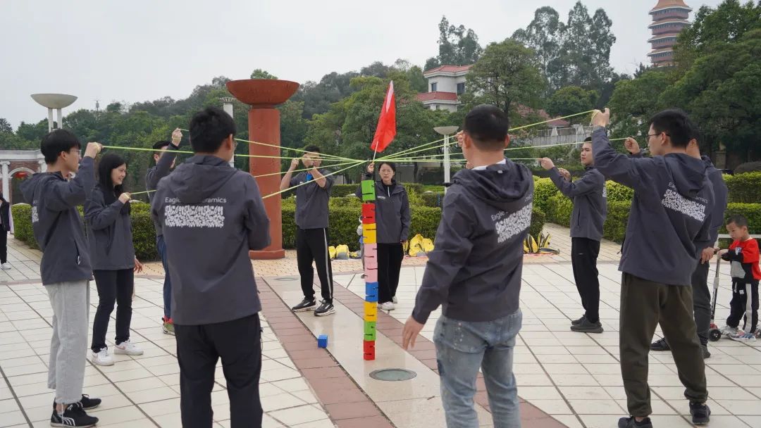踔厉奋发,聚力前行|鹰牌2086营销中心2023开年拓展暨营销会议圆满结束!(图11) 踔厉奋发,聚力前行|鹰牌2086营销中心2023开年拓展暨营销会议圆满结束!(图11)
