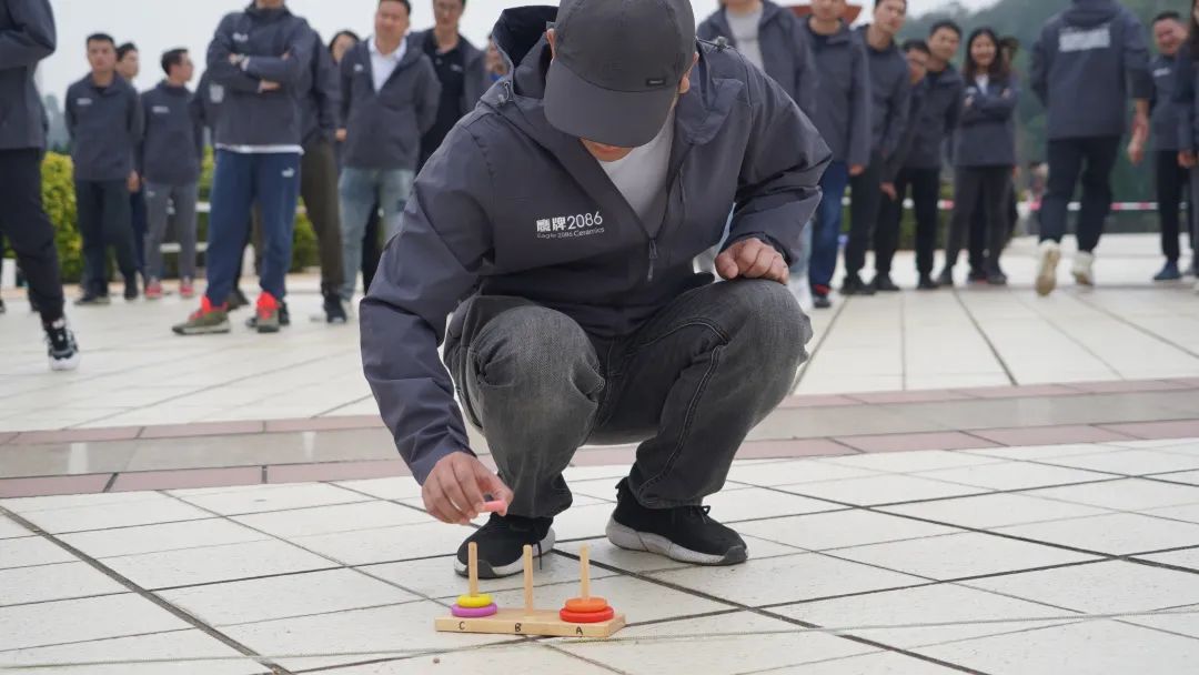 踔厉奋发,聚力前行|鹰牌2086营销中心2023开年拓展暨营销会议圆满结束!(图21) 踔厉奋发,聚力前行|鹰牌2086营销中心2023开年拓展暨营销会议圆满结束!(图21)