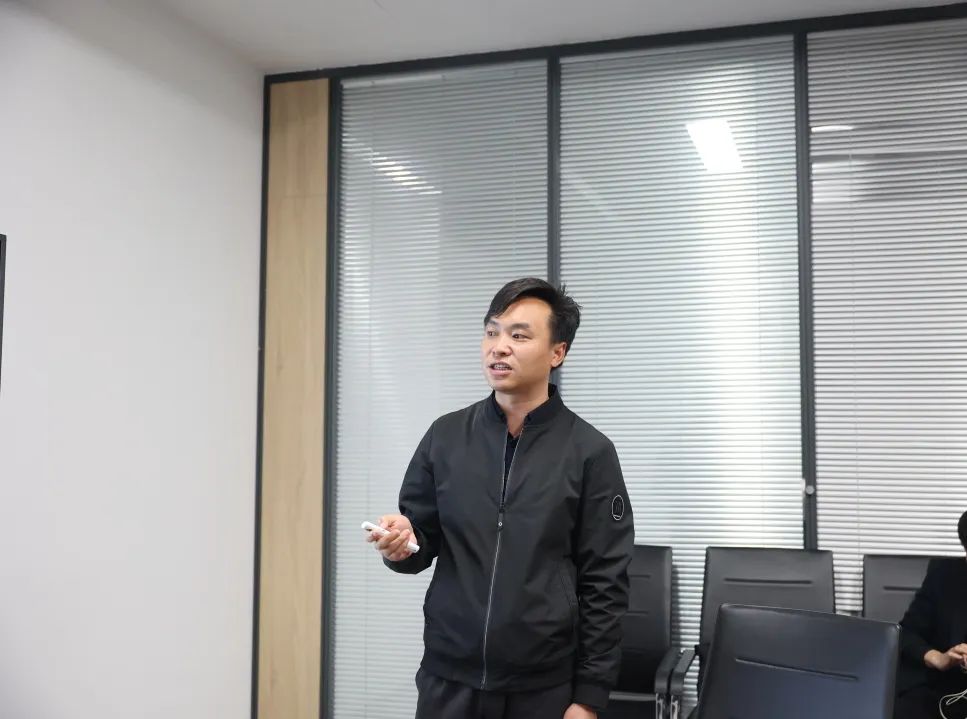 踔厉奋发,聚力前行|鹰牌2086营销中心2023开年拓展暨营销会议圆满结束!(图66) 踔厉奋发,聚力前行|鹰牌2086营销中心2023开年拓展暨营销会议圆满结束!(图66)