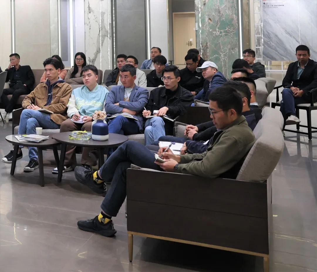 踔厉奋发,聚力前行|鹰牌2086营销中心2023开年拓展暨营销会议圆满结束!(图85) 踔厉奋发,聚力前行|鹰牌2086营销中心2023开年拓展暨营销会议圆满结束!(图85)
